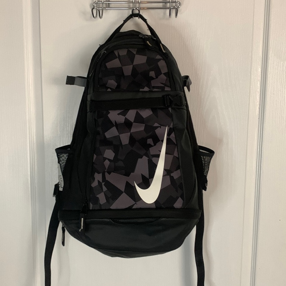 Used Nike BSBL bat bag